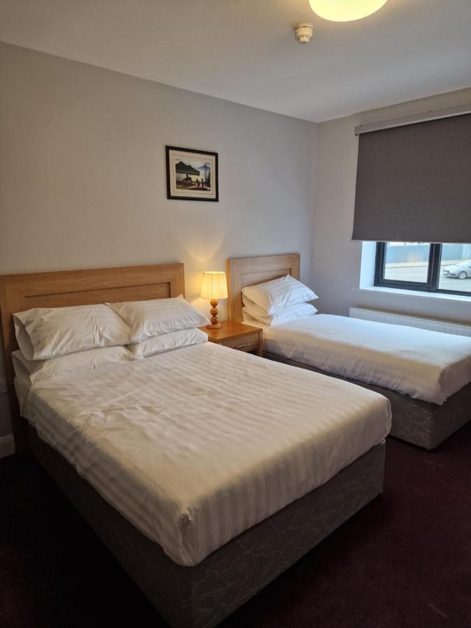 Home Inn Άθλον Εξωτερικό φωτογραφία