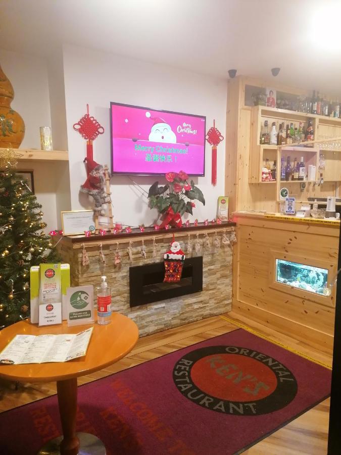 Home Inn Άθλον Εξωτερικό φωτογραφία