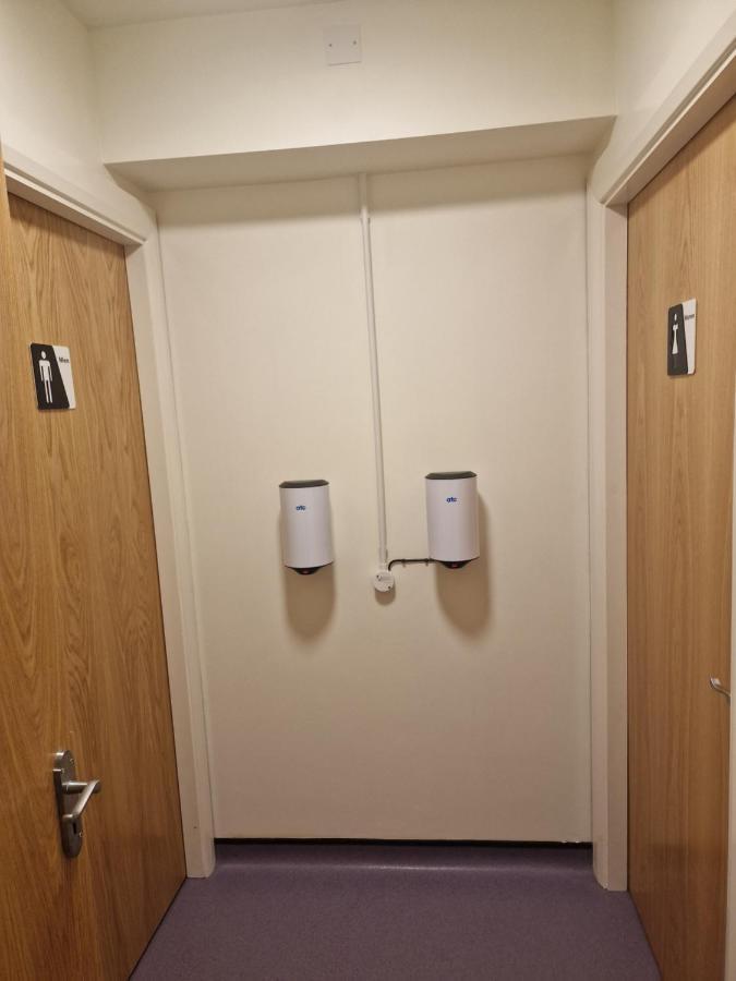 Home Inn Άθλον Εξωτερικό φωτογραφία